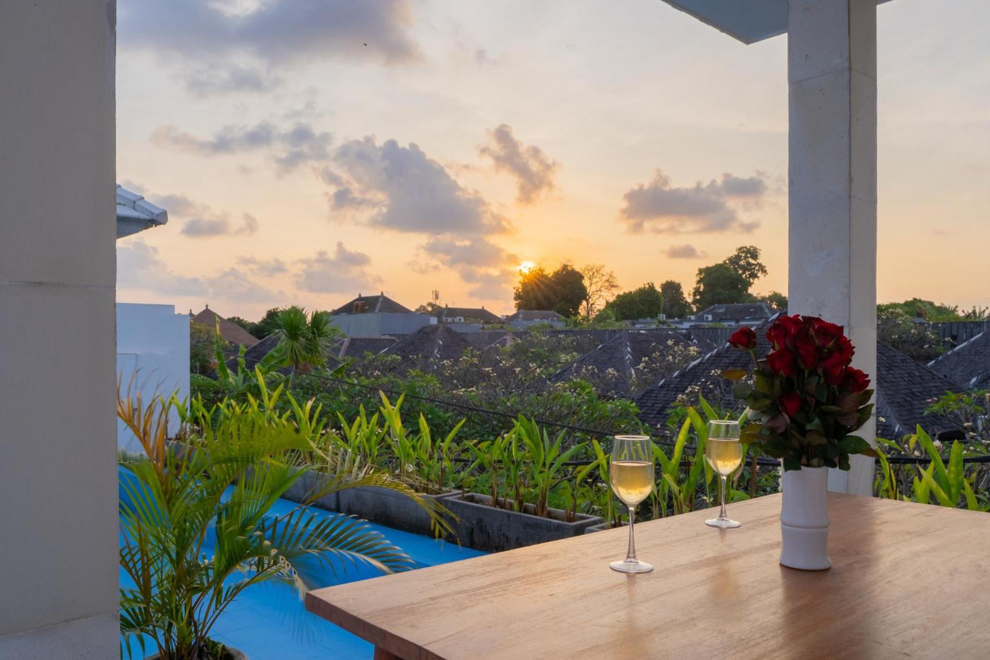 Bali Road House Villa *
