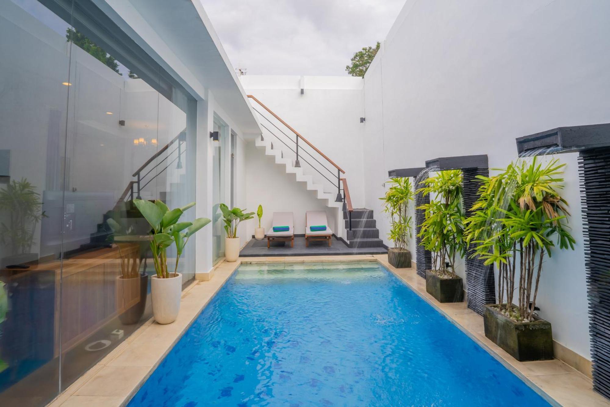 Bali Road House Villa *