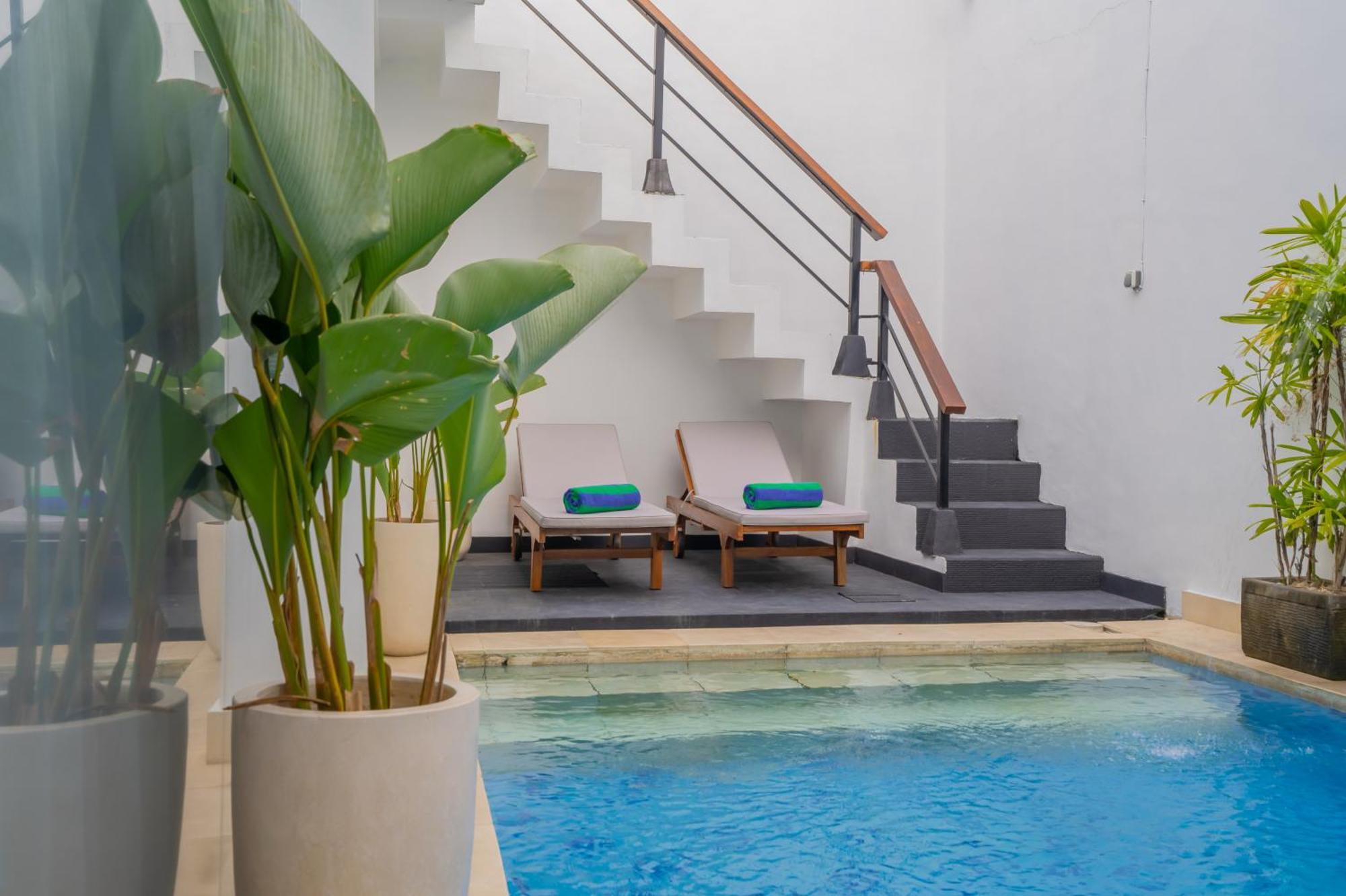 Bali Road House * Seminyak (Bali)